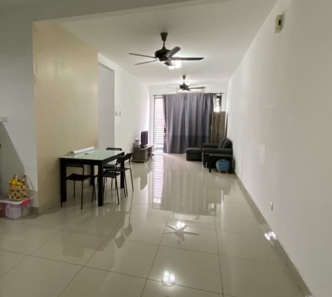 Kondominium untuk Dijual di Palace Court (Sri Istana) - Rex Beh - Living Room - PropertyGuru.com.my