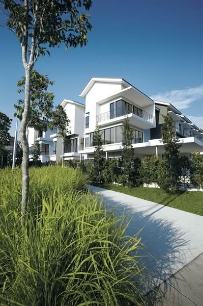 Semi-Detached House for Sale in Lake Fields (Sungai Besi) - Alex Lee - Exterior - PropertyGuru.com.my
