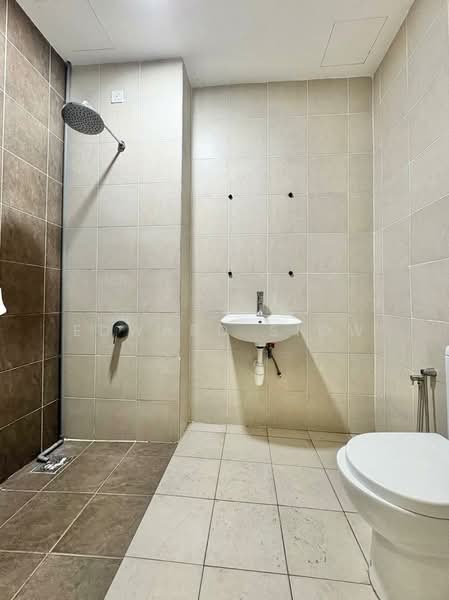 Condominium for Sale at PARC Regency (Residensi Masai) - Edward Siow - Bathroom - PropertyGuru.com.my