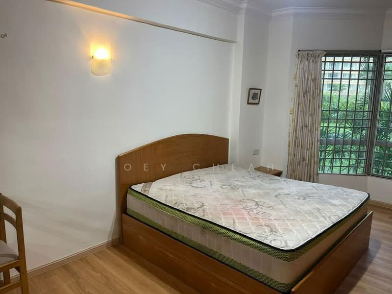 Kondominium untuk Disewa di Gold Coast Resort Condominium - Joey Cheah - Bedroom - PropertyGuru.com.my