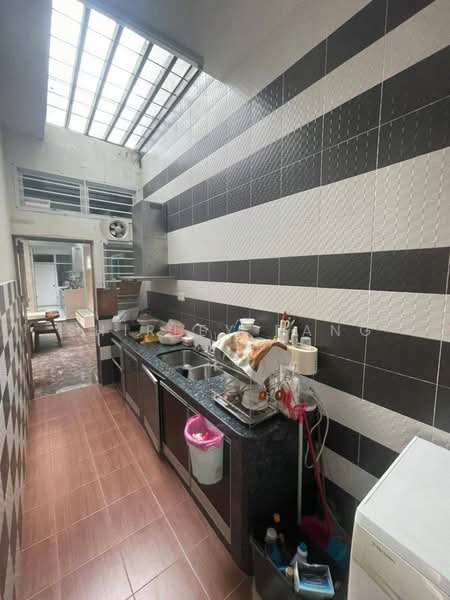 Cluster House for Sale in Bukit Indah (Iskandar Puteri (Nusajaya)) - Shirley Pang - Kitchen - PropertyGuru.com.my
