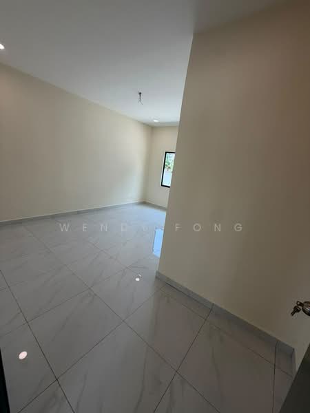 Bungalow House for Sale in Larkin (Johor Bahru) - Wendy Fong - PropertyGuru.com.my