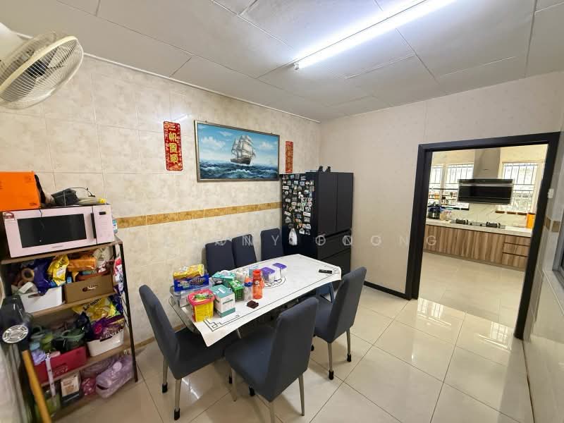 2-storey Terraced House for Sale in Taman Ehsan (Kepong) - Anthony Foong - Dining Room - PropertyGuru.com.my