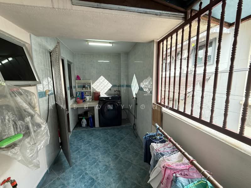2-storey Terraced House for Sale in Taman Ehsan (Kepong) - Anthony Foong - Balcony - PropertyGuru.com.my