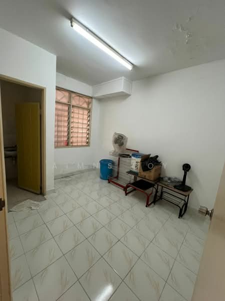 Rumah Teres 2-Tingkat untuk Dijual di Taman Bukit Belimbing (Balakong) - Aimns Goy - Interior - PropertyGuru.com.my