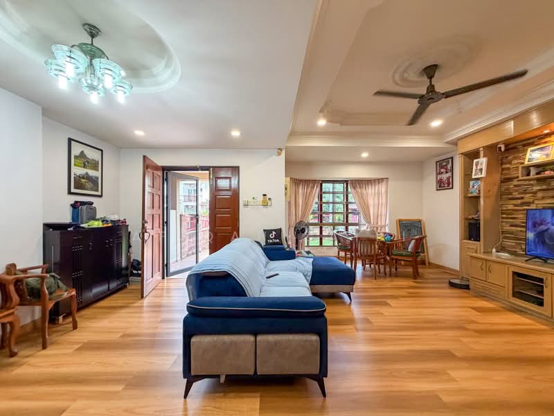 Rumah Teres 2-Tingkat untuk Dijual di Bukit Jelutong (Shah Alam) - Afiqah zaidi - Living Room - PropertyGuru.com.my