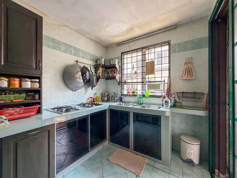 Rumah Teres 2-Tingkat untuk Dijual di Bukit Jelutong (Shah Alam) - Afiqah zaidi - Kitchen - PropertyGuru.com.my