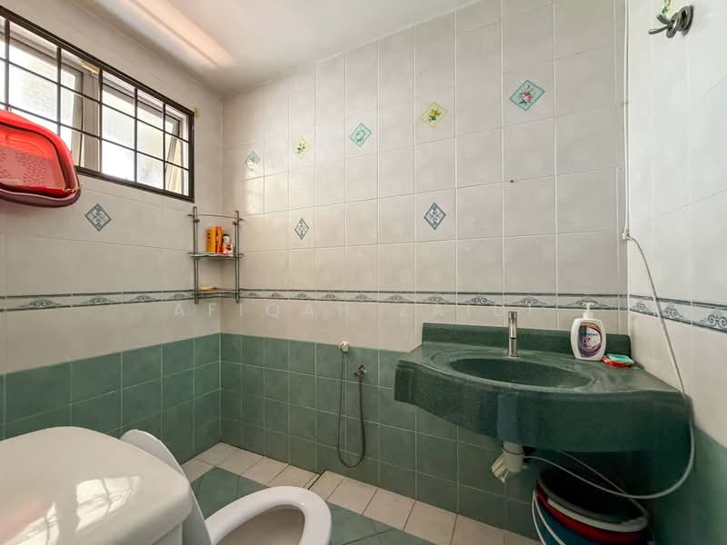 Rumah Teres 2-Tingkat untuk Dijual di Bukit Jelutong (Shah Alam) - Afiqah zaidi - Bathroom - PropertyGuru.com.my