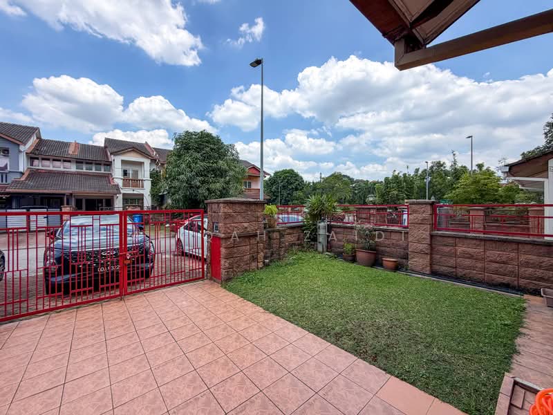 Rumah Teres 2-Tingkat untuk Dijual di Bukit Jelutong (Shah Alam) - Afiqah zaidi - Exterior - PropertyGuru.com.my
