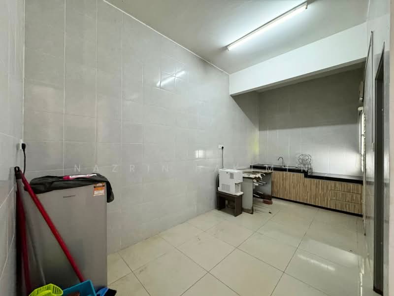 Semi-Detached House for Sale in Bandar Saujana Putra (Tanjong Duabelas) - Nazrin Hakimin - PropertyGuru.com.my