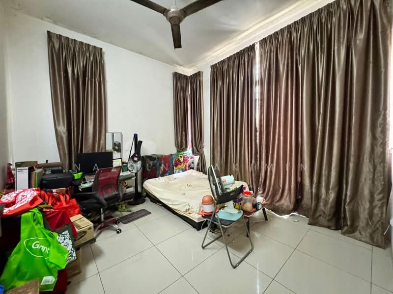 Semi-Detached House for Sale in Bandar Saujana Putra (Tanjong Duabelas) - Nazrin Hakimin - PropertyGuru.com.my