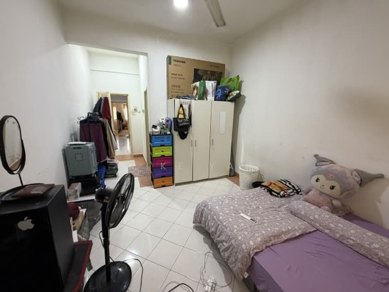 Pangsapuri untuk Dijual di Villa Danau - Mike Yap - Bedroom - PropertyGuru.com.my
