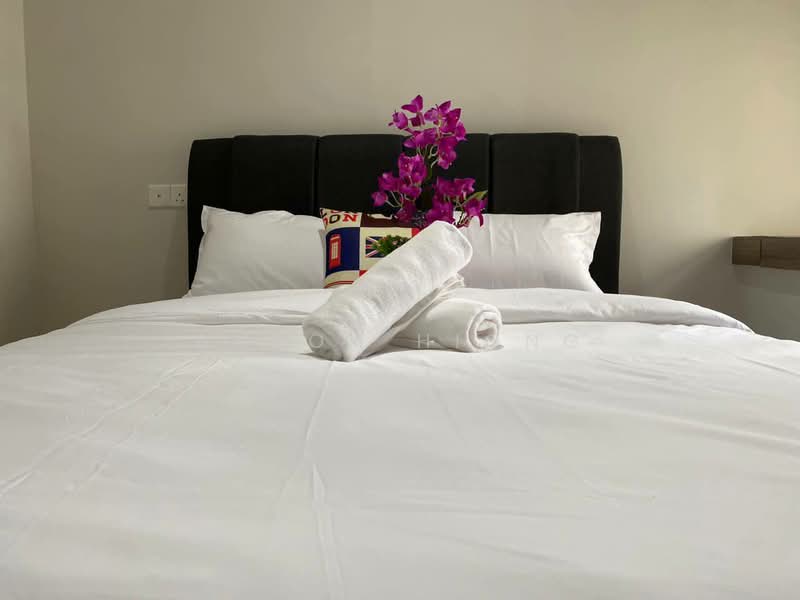 Kondominium untuk Dijual di Bay Point @ Country Garden Danga Bay - Anson Hiong - Bedroom - PropertyGuru.com.my