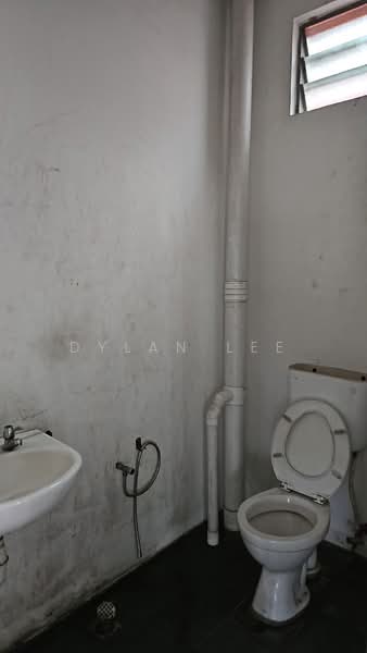 Factory for Rent in Sungai Petani (Kedah) - Dylan Lee - Bathroom - PropertyGuru.com.my