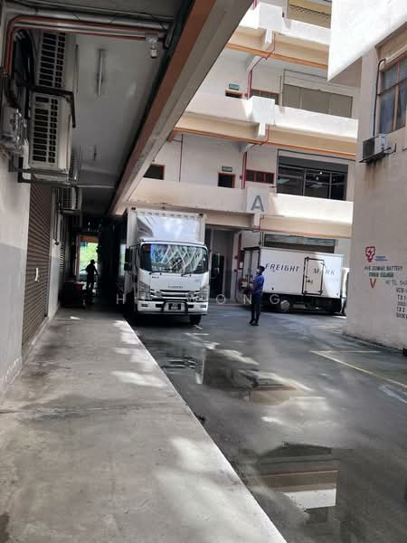 Gudang untuk Disewa di Seksyen 13 (Petaling Jaya) - HL Wong - Exterior - PropertyGuru.com.my