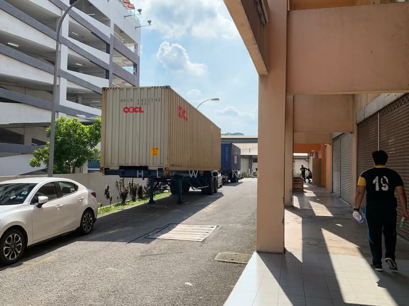 Gudang untuk Disewa di Seksyen 13 (Petaling Jaya) - HL Wong - Exterior - PropertyGuru.com.my