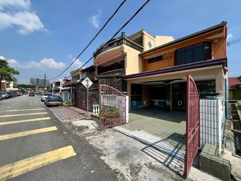 2-storey Terraced House for Sale in Taman Sri Selayang (Selayang) - Shaziery Iskandar - Exterior - PropertyGuru.com.my