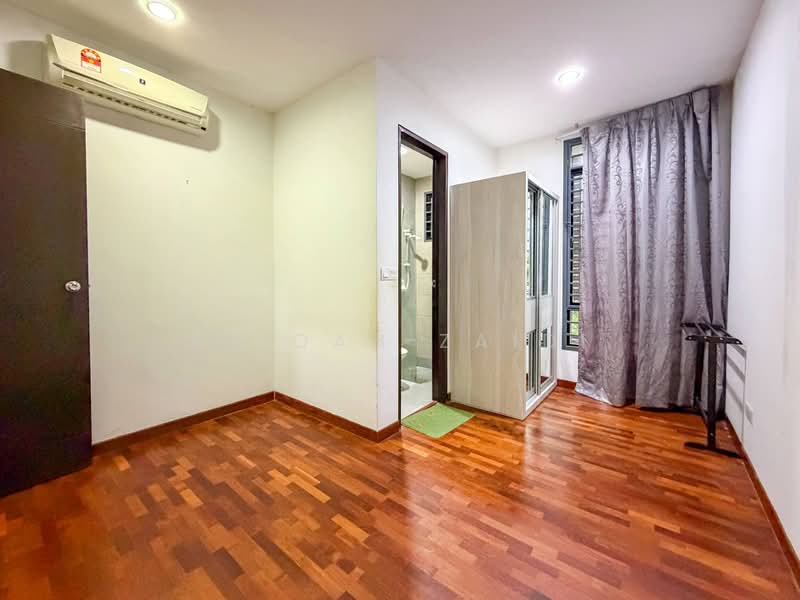 2.5-storey Terraced House for Sale in TTDI Grove (Kajang) - Afiqah zaidi - Bedroom - PropertyGuru.com.my