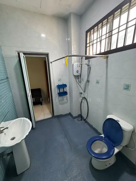 Rumah Teres 2-Tingkat untuk Disewa di Taman Century (Johor Bahru) - Bella Ong - PropertyGuru.com.my