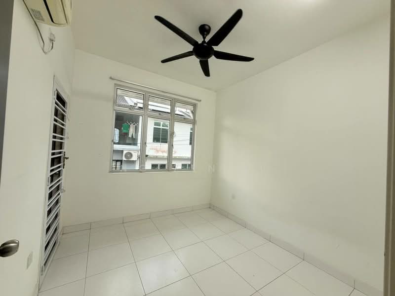 Rumah Teres 2-Tingkat untuk Dijual di Taman Mutiara Rini (Skudai) - NG ZEN XI - Bedroom - PropertyGuru.com.my