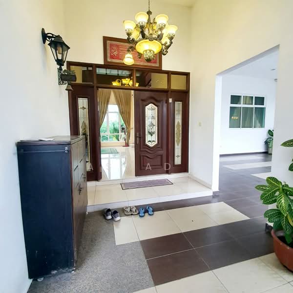 Bungalow House for Sale in Kulim Golf & Country Resort (Kulim) - Aswad . - Entrance - PropertyGuru.com.my