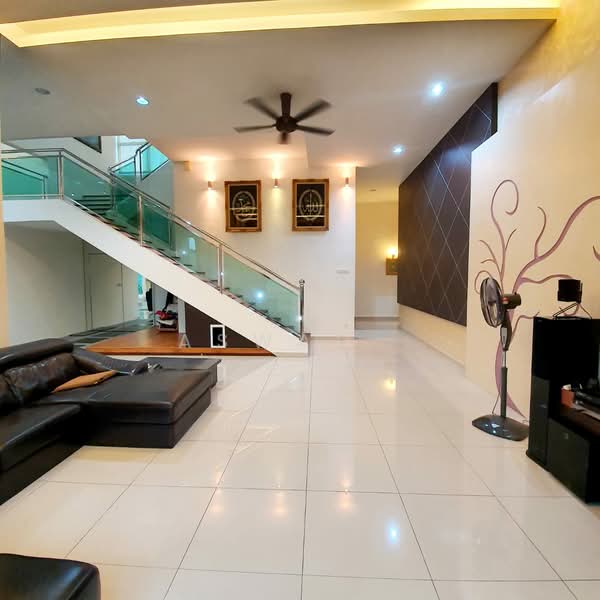 Bungalow House for Sale in Kulim Golf & Country Resort (Kulim) - Aswad . - Living Room - PropertyGuru.com.my