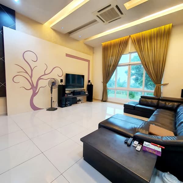 Bungalow House for Sale in Kulim Golf & Country Resort (Kulim) - Aswad . - Living Room - PropertyGuru.com.my