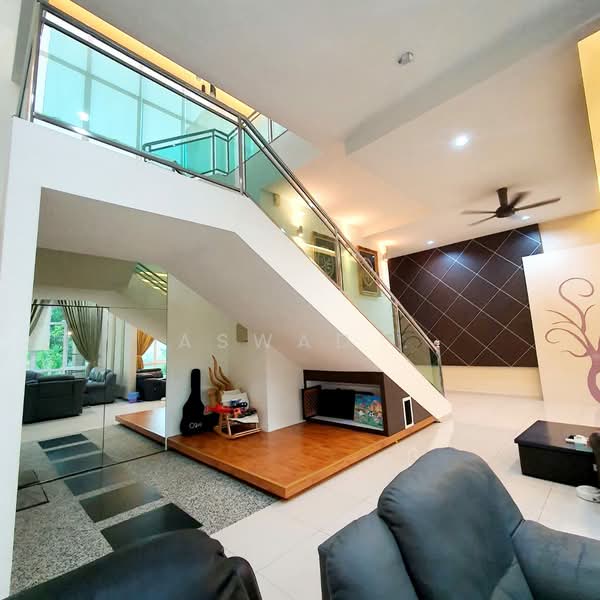 Bungalow House for Sale in Kulim Golf & Country Resort (Kulim) - Aswad . - Living Room - PropertyGuru.com.my