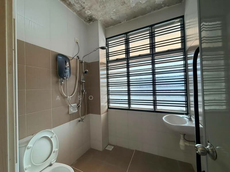 2-storey Terraced House for Sale in Taman Nusa Sentral (Iskandar Puteri (Nusajaya)) - Anson Hiong - Bathroom - PropertyGuru.com.my