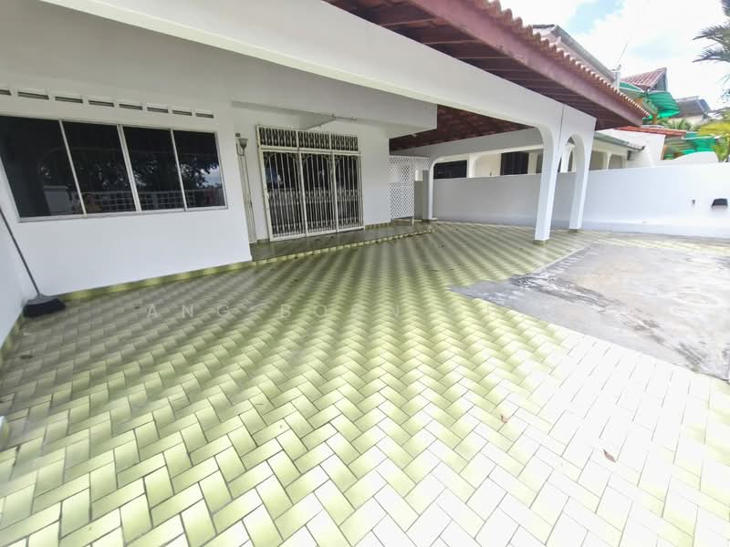 Semi-Detached House for Sale in Taman Nong Chik (Johor Bahru) - Ang Boon Chai - Exterior - PropertyGuru.com.my