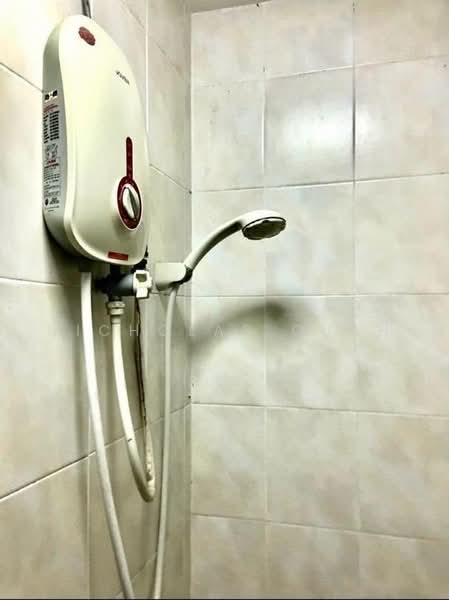 Kediaman Servis untuk Disewa di E-Tiara - Nicholas Quah - Bathroom - PropertyGuru.com.my