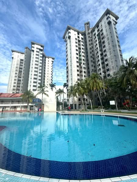 Pangsapuri untuk Dijual di Mewah View Luxurious Apartments - Rain Ng - Exterior - PropertyGuru.com.my