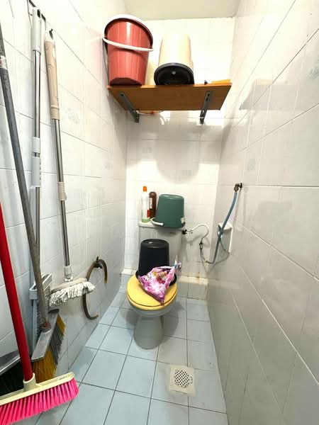 Pangsapuri untuk Dijual di Mewah View Luxurious Apartments - Rain Ng - Bathroom - PropertyGuru.com.my