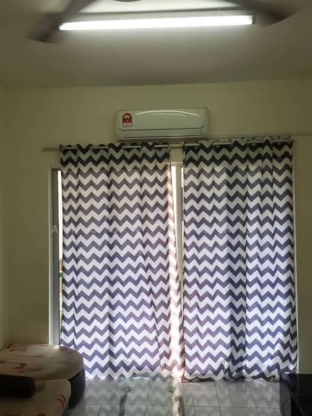 Pangsapuri untuk Dijual di Melawis Apartment - Anson Hiong - Living Room - PropertyGuru.com.my