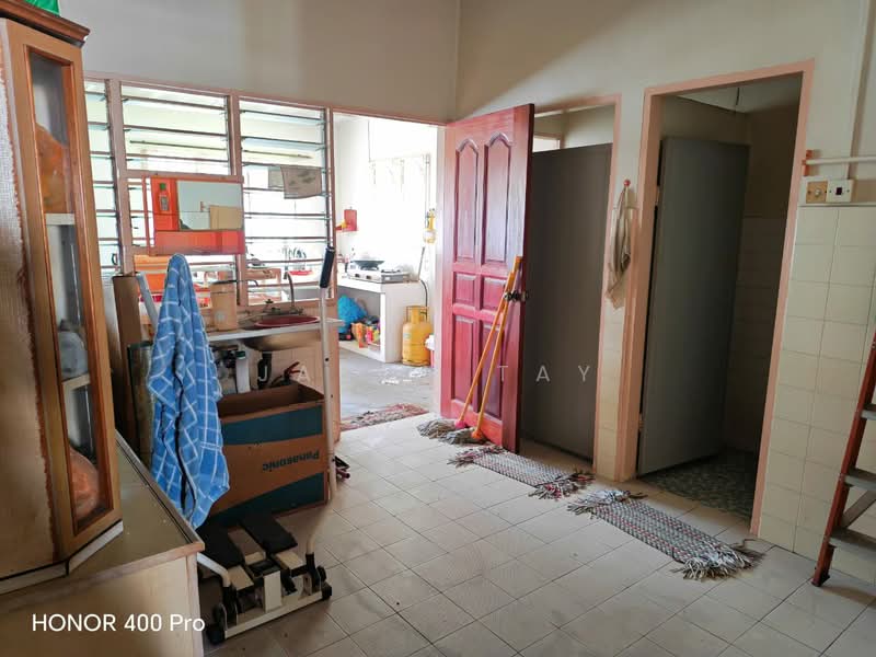 Rumah Teres 1-Tingkat untuk Dijual di Taman Malim Jaya (Bachang) - Jason Tay - Kitchen - PropertyGuru.com.my