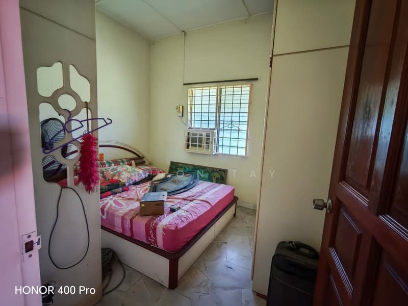 Rumah Teres 1-Tingkat untuk Dijual di Taman Malim Jaya (Bachang) - Jason Tay - Bedroom - PropertyGuru.com.my