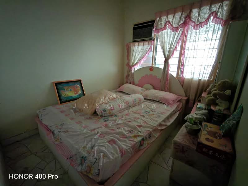 Rumah Teres 1-Tingkat untuk Dijual di Taman Malim Jaya (Bachang) - Jason Tay - Bedroom - PropertyGuru.com.my