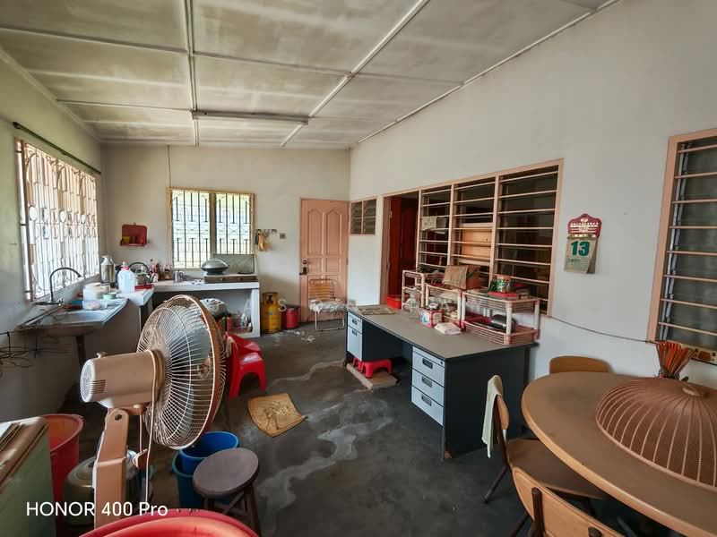 Rumah Teres 1-Tingkat untuk Dijual di Taman Malim Jaya (Bachang) - Jason Tay - Kitchen - PropertyGuru.com.my