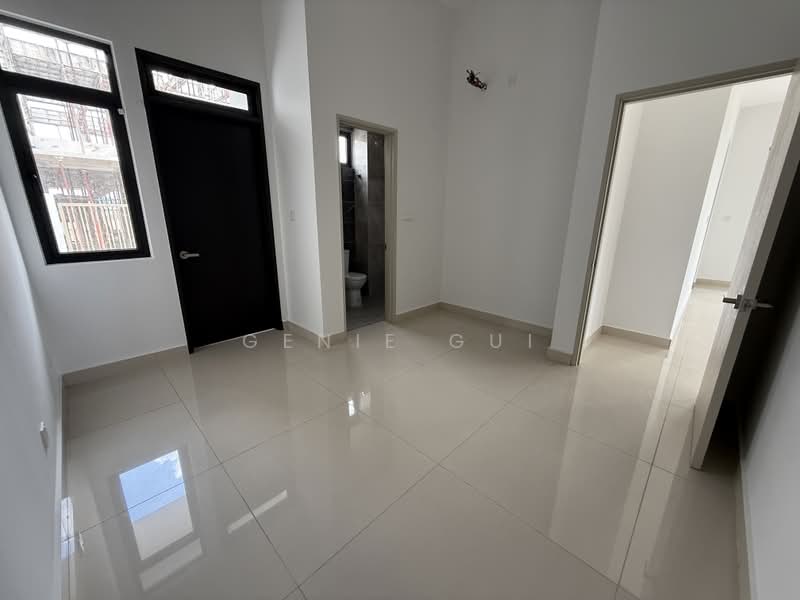 Semi-Detached House for Sale in Bandar Metro Puchong (Puchong) - Ginie Gui - Guest Room - PropertyGuru.com.my