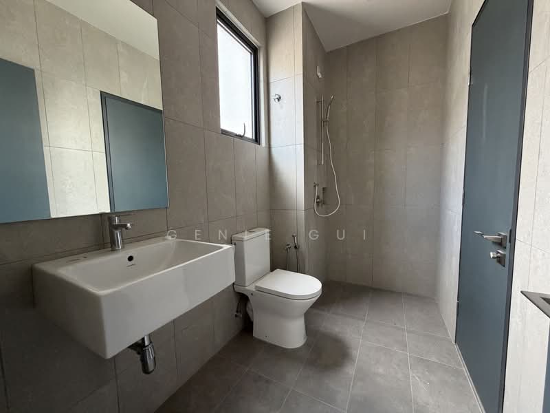 Rumah Teres 3-Tingkat untuk Dijual di Taman Puchong Intan (Puchong) - Ginie Gui - Bathroom - PropertyGuru.com.my