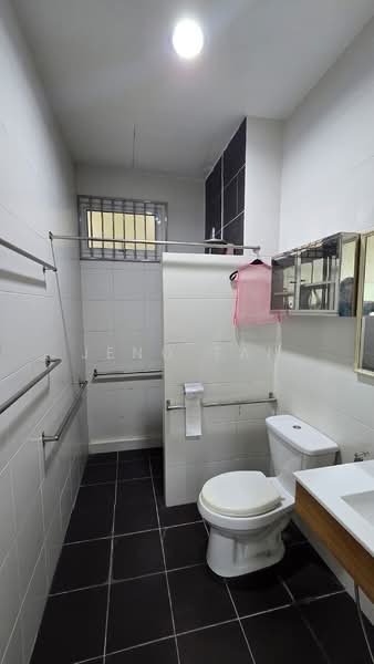 Condominium for Sale at The Ryegates - Jeno Tan - Bathroom - PropertyGuru.com.my