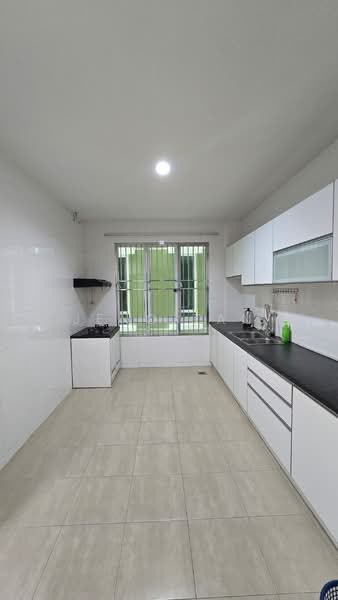 Condominium for Sale at The Ryegates - Jeno Tan - Kitchen - PropertyGuru.com.my