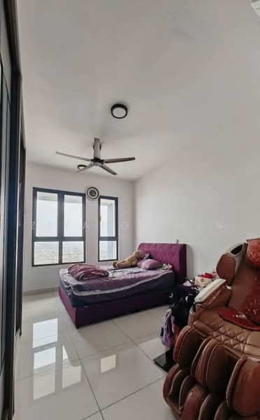 Kediaman Servis untuk Dijual di TRIO By Setia - Ziyang Chen - Bedroom - PropertyGuru.com.my