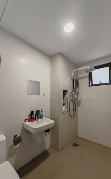 Kediaman Servis untuk Dijual di TRIO By Setia - Ziyang Chen - Bathroom - PropertyGuru.com.my