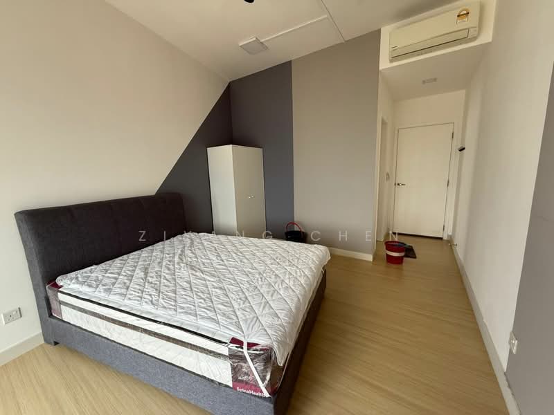 Kediaman Servis untuk Dijual di Continew - Ziyang Chen - Bedroom - PropertyGuru.com.my