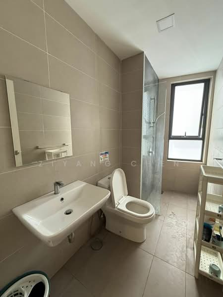 Kediaman Servis untuk Dijual di Continew - Ziyang Chen - Bathroom - PropertyGuru.com.my