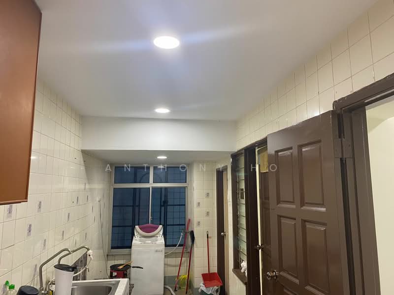 Condominium for Sale at The Pines - Anthony Ho - Kitchen - PropertyGuru.com.my