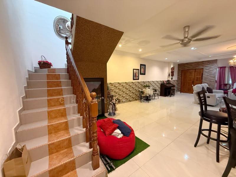 Terraced House for Sale in Taman Bayu Perdana (Klang) - Charlie Gan - Living Room - PropertyGuru.com.my