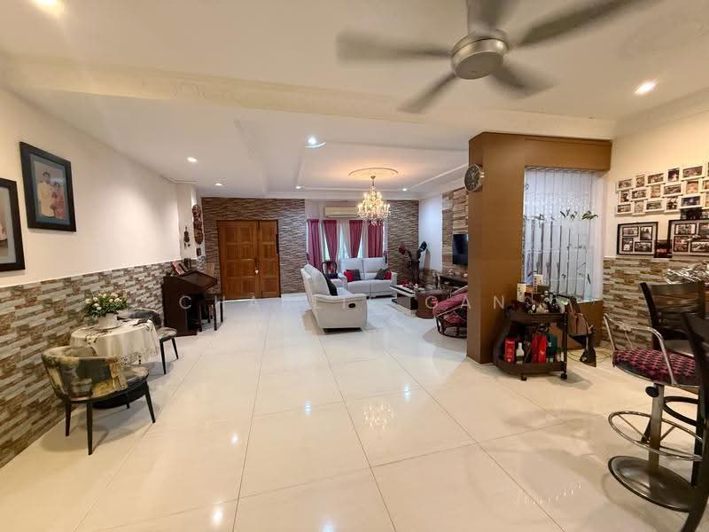 Terraced House for Sale in Taman Bayu Perdana (Klang) - Charlie Gan - Living Room - PropertyGuru.com.my