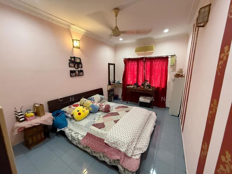 Terraced House for Sale in Taman Bayu Perdana (Klang) - Charlie Gan - Bedroom - PropertyGuru.com.my
